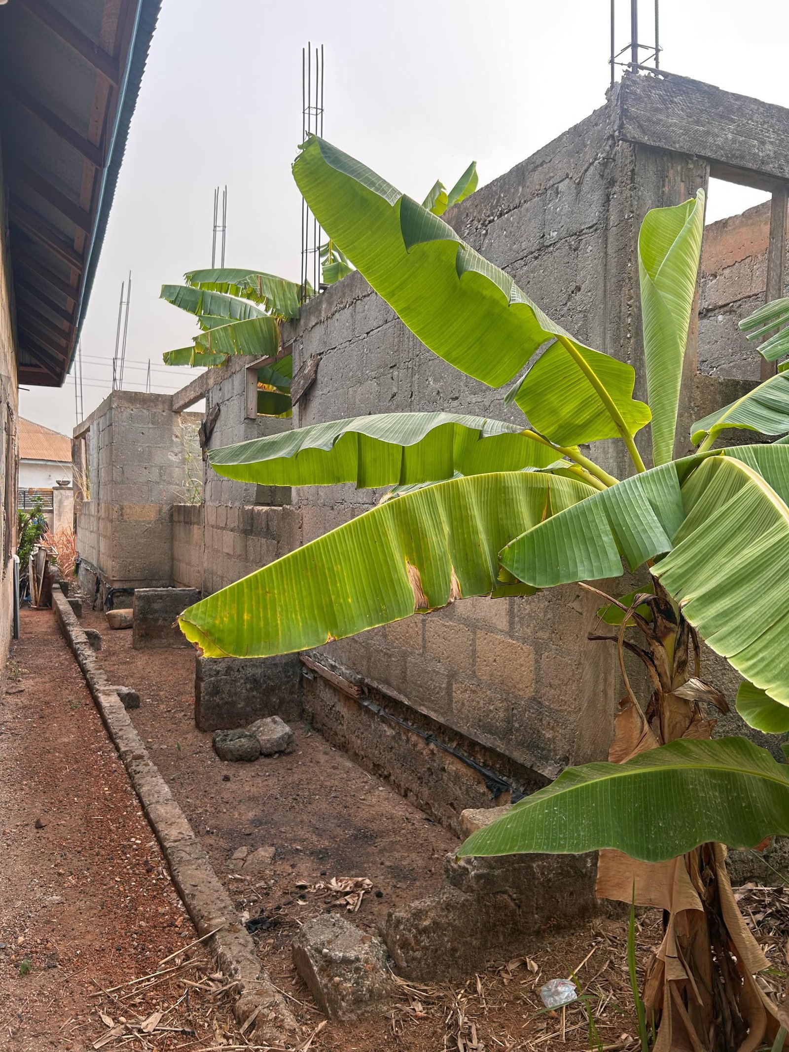 4-Bedroom Uncompleted Building