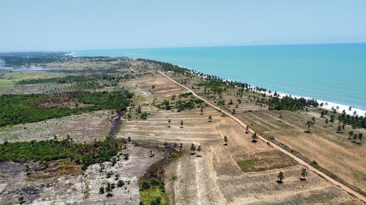 Prime Seaside Land in Elmina