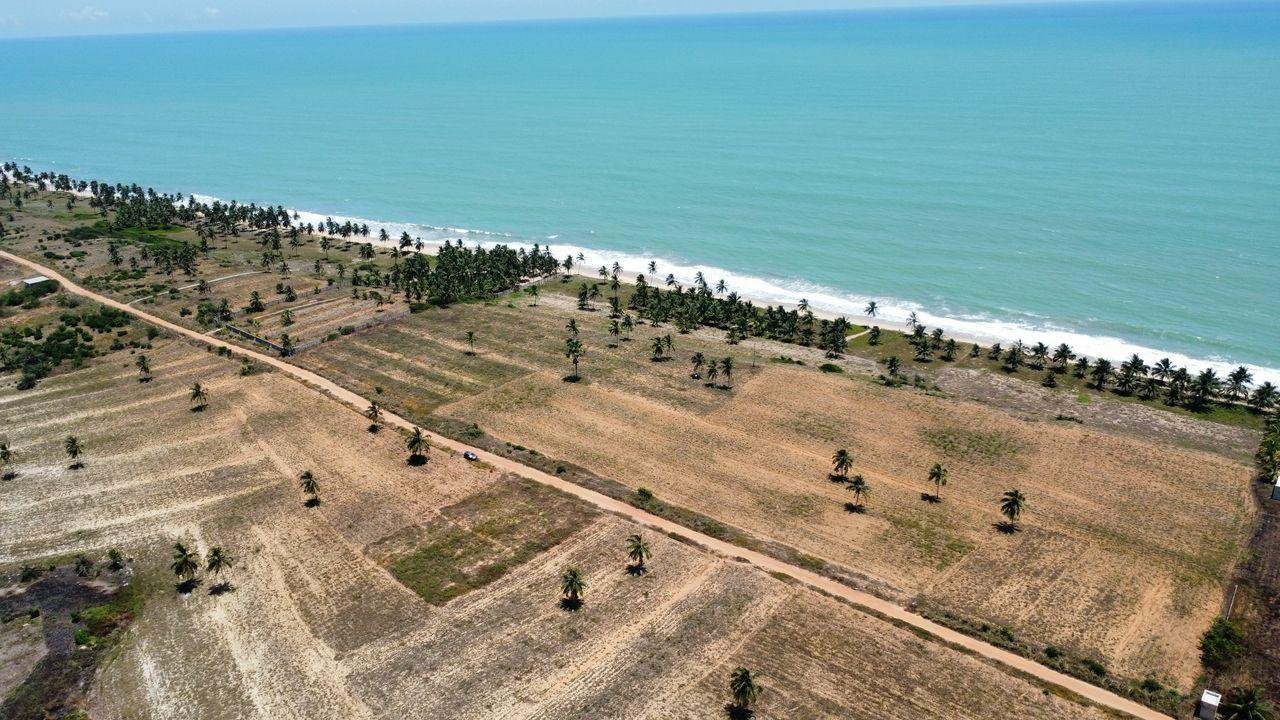 Prime Seaside Land in Elmina
