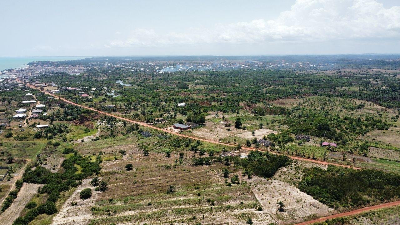 Prime Seaside Land in Elmina