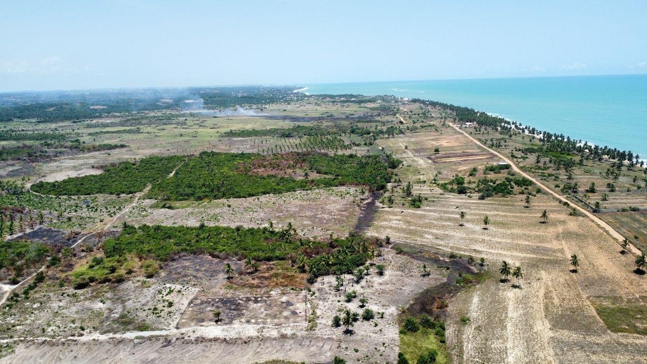 Prime Seaside Land in Elmina