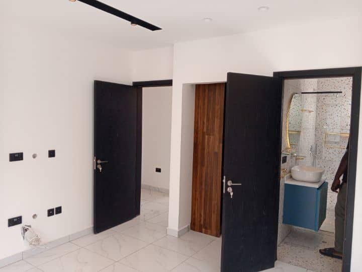 Elegant 3-Bedroom House for Sale – East Legon, West Trasacco