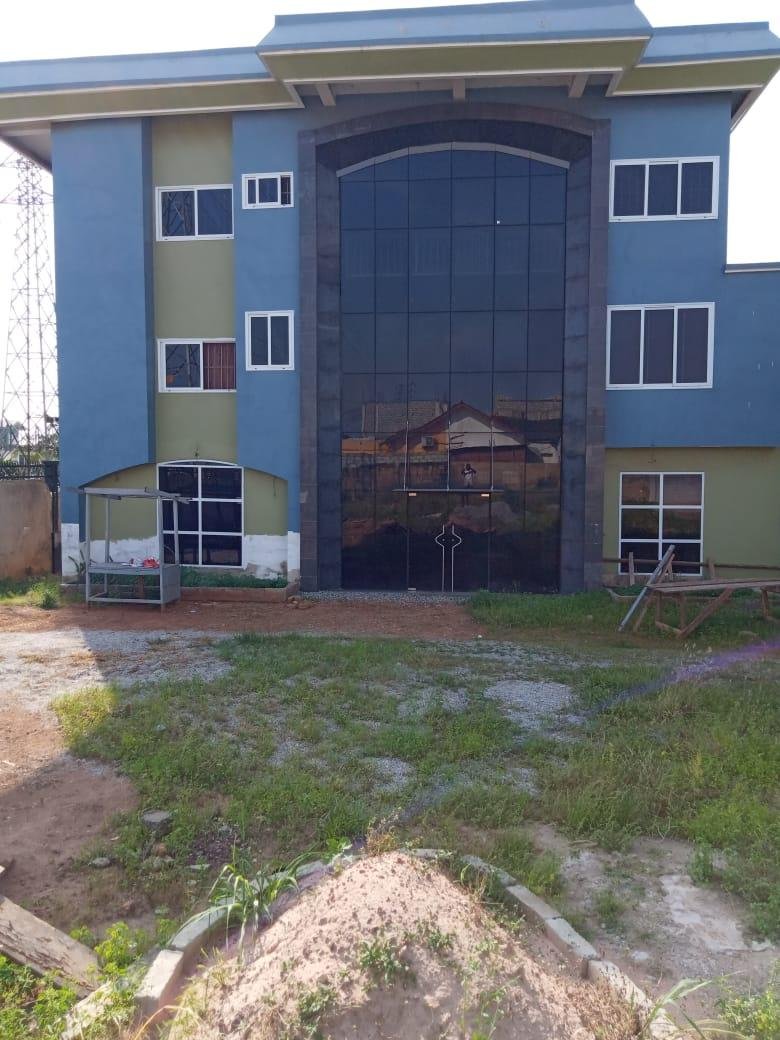 Executive 30-Room Ensuite Property with Premium Amenities at Haatso. Ideal for various commercial use.