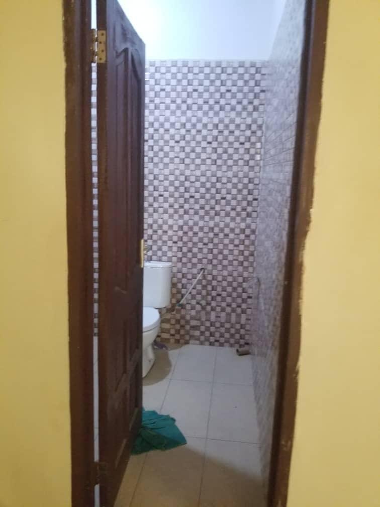 Well-maintained 2-bedroom self-contain house for rent in the desirable ACP area.