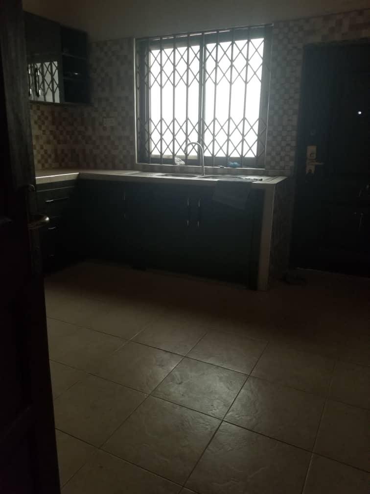 Well-maintained 2-bedroom self-contain house for rent in the desirable ACP area.