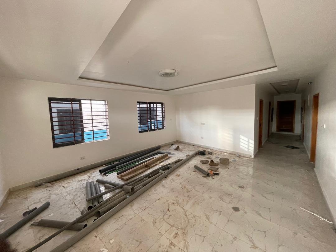 4BEDROOM HOUSE FOR SALE @ Kwabenya