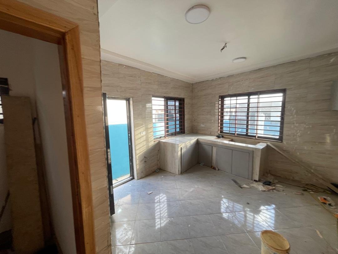 4BEDROOM HOUSE FOR SALE @ Kwabenya