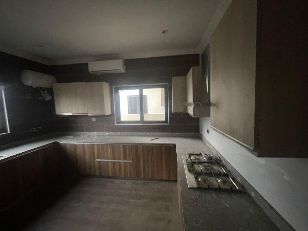 4-Bedroom Unfurnished House for Rent at Dzorwulu