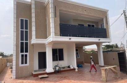Stunning 4-Bedroom House for Sale in Ofankor – $160,000