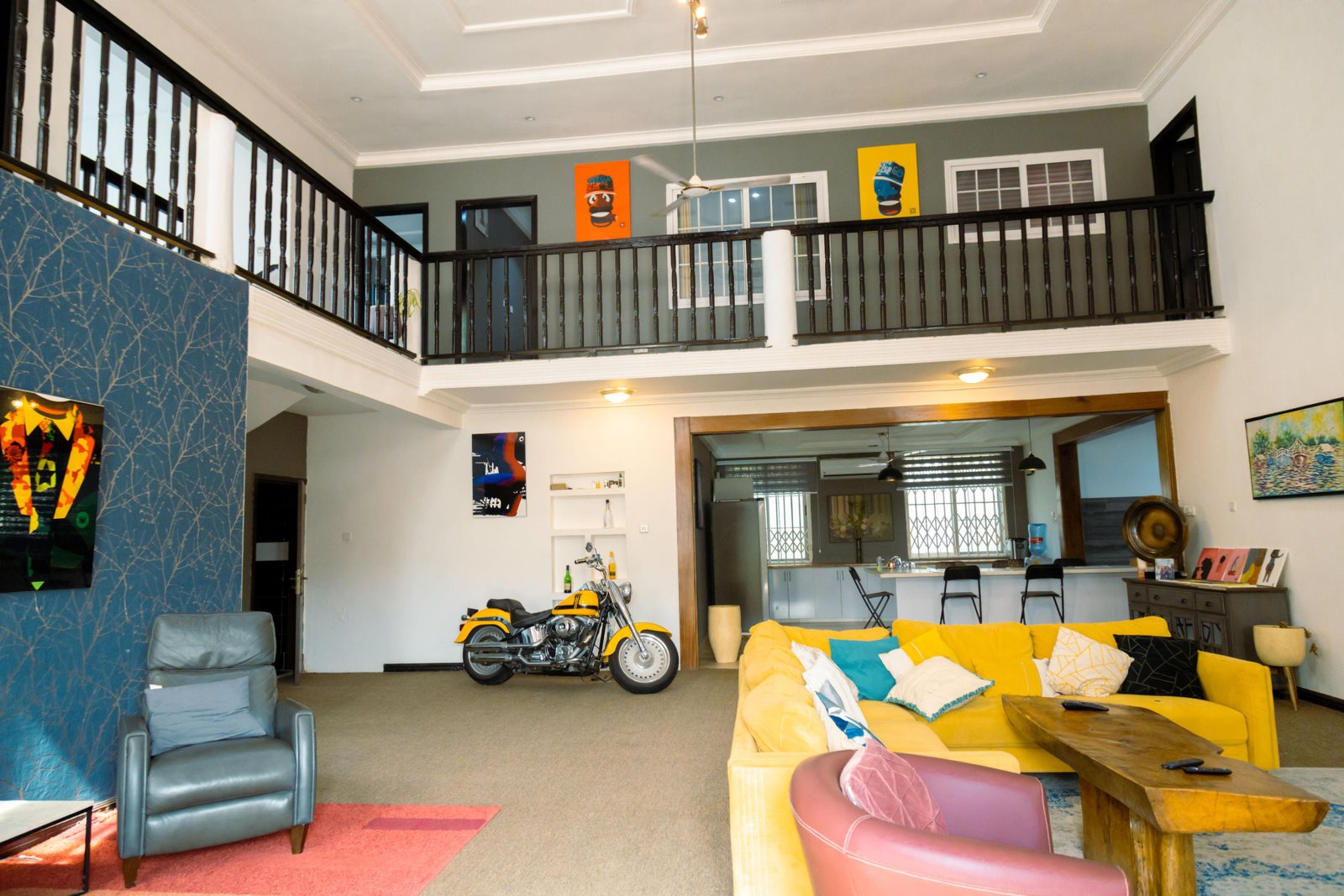 The Space - Luxury 5 bedroom house in Adenta